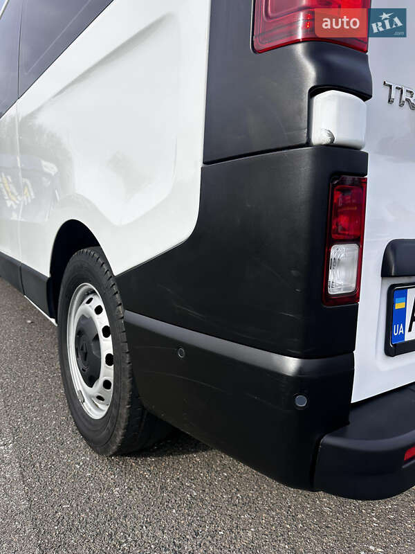 Минивэн Renault Trafic 2022 в Киеве фото 46 Минивэн Renault Trafic 2022 в Киеве