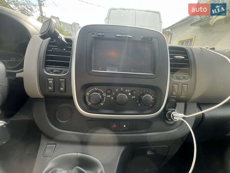 Грузовой фургон Renault Trafic 2015 в Ивано-Франковске фото 8 Грузовой фургон Renault Trafic 2015 в Ивано-Франковске