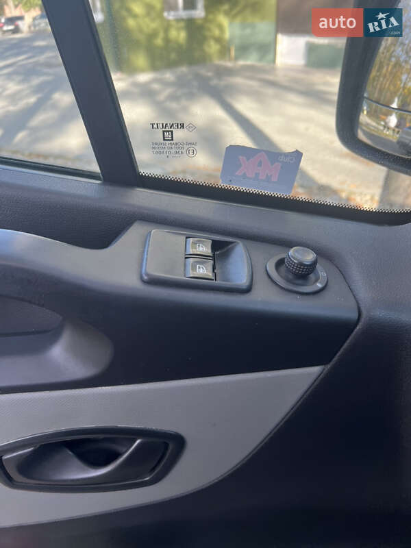 Грузовой фургон Renault Trafic 2015 в Ивано-Франковске фото 13 Грузовой фургон Renault Trafic 2015 в Ивано-Франковске