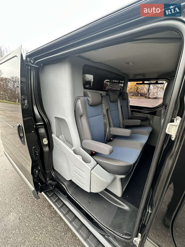 Минивэн Renault Trafic 2012 в Миргороде фото 35 Минивэн Renault Trafic 2012 в Миргороде