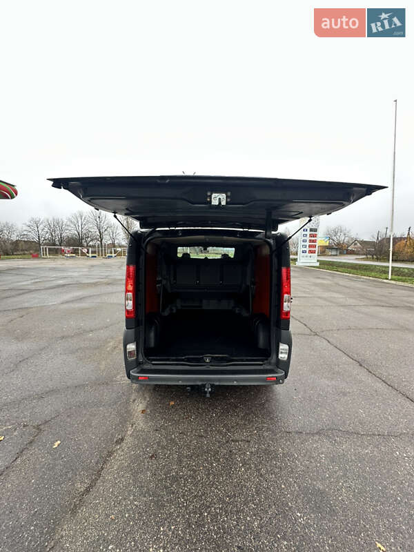 Минивэн Renault Trafic 2012 в Миргороде фото 44 Минивэн Renault Trafic 2012 в Миргороде