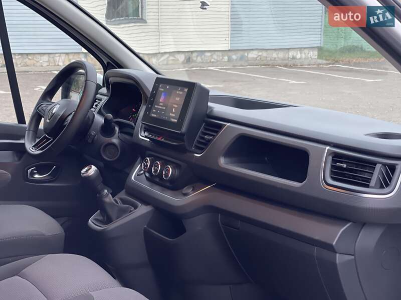 Грузовой фургон Renault Trafic 2022 в Дубно