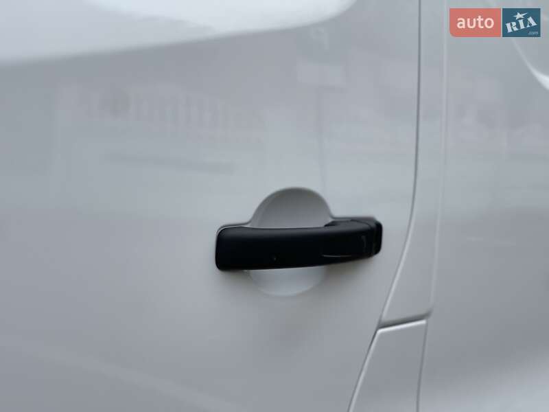 Грузовой фургон Renault Trafic 2022 в Дубно