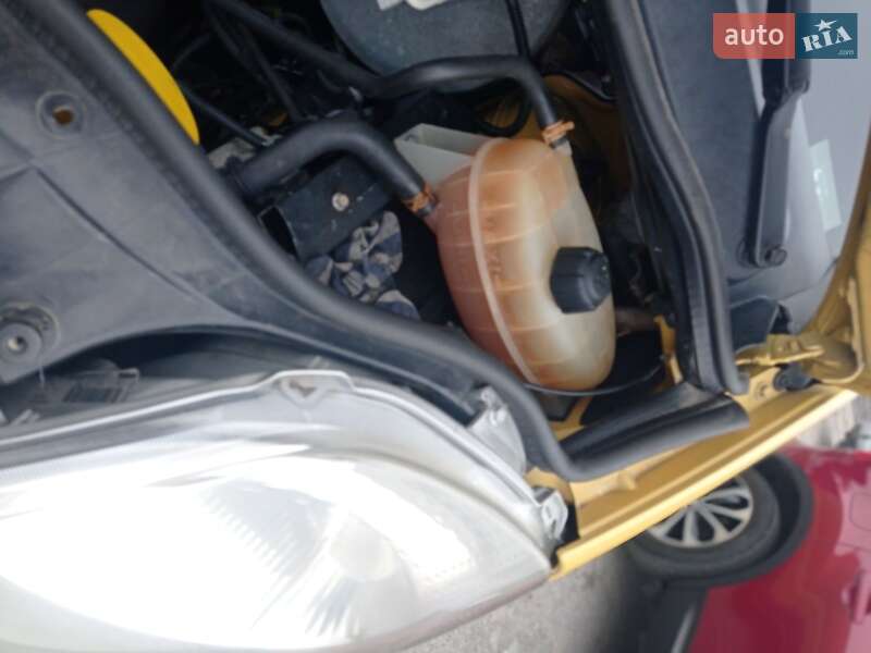 Грузовой фургон Renault Trafic 2005 в Виннице