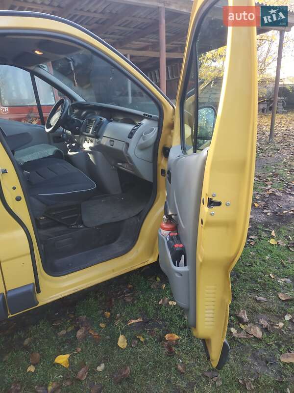 Минивэн Renault Trafic 2007 в Борзне фото 15 Минивэн Renault Trafic 2007 в Борзне