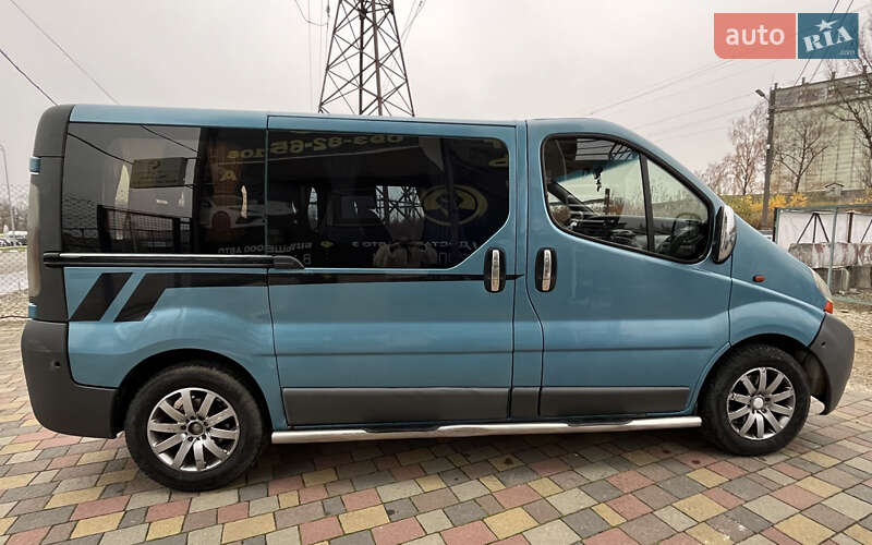 Минивэн Renault Trafic 2003 в Стрые