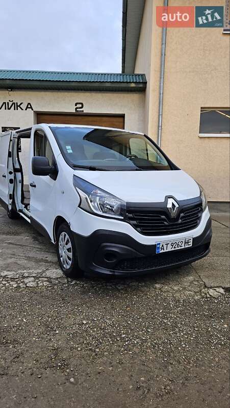 Renault Trafic 2016