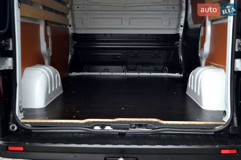 Вантажний фургон Renault Trafic 2021 в Хмельницькому фото 154 Вантажний фургон Renault Trafic 2021 в Хмельницькому