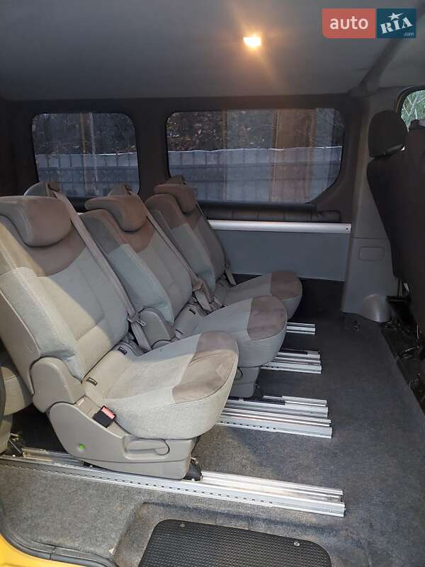 Минивэн Renault Trafic 2007 в Львове фото 7 Минивэн Renault Trafic 2007 в Львове