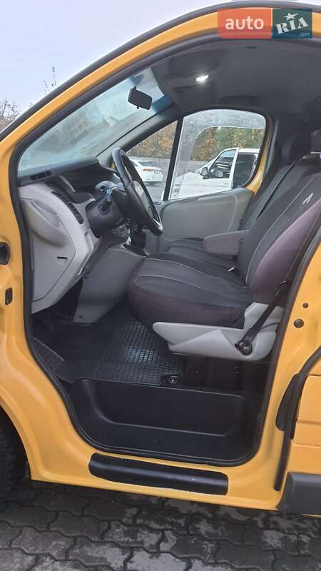 Минивэн Renault Trafic 2007 в Львове