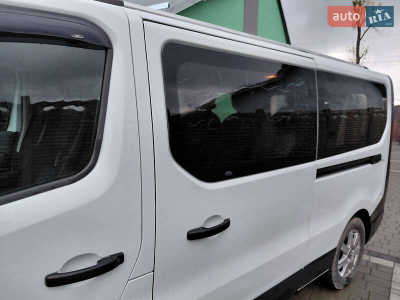 Минивэн Renault Trafic 2015 в Бродах фото 11 Минивэн Renault Trafic 2015 в Бродах