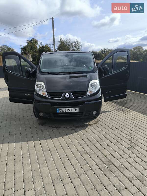 Минивэн Renault Trafic 2011 в Черновцах фото Минивэн Renault Trafic 2011 в Черновцах