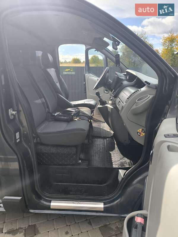 Минивэн Renault Trafic 2011 в Черновцах фото 11 Минивэн Renault Trafic 2011 в Черновцах