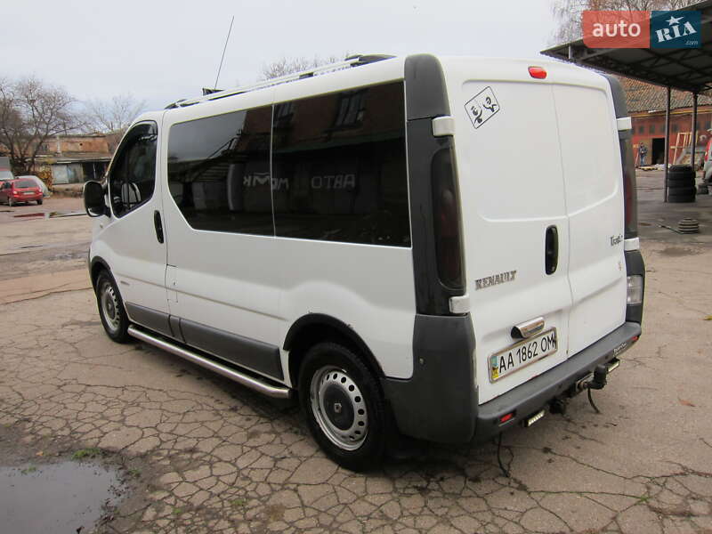 Минивэн Renault Trafic 2004 в Чернигове