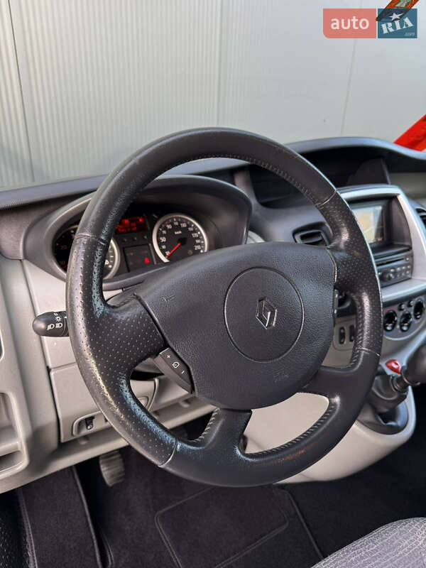 Минивэн Renault Trafic 2014 в Луцке