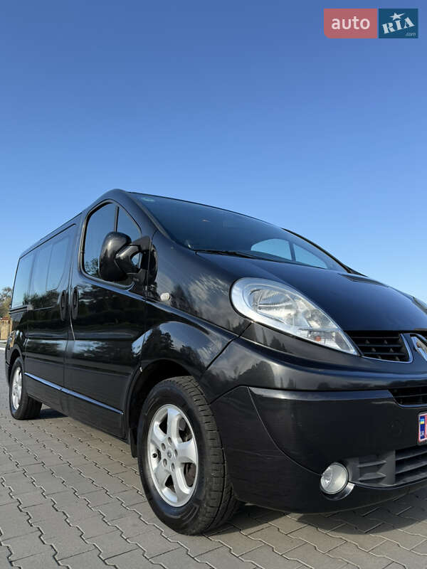 Минивэн Renault Trafic 2011 в Измаиле фото 16 Минивэн Renault Trafic 2011 в Измаиле
