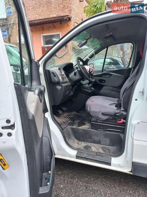 Грузовой фургон Renault Trafic 2014 в Киеве