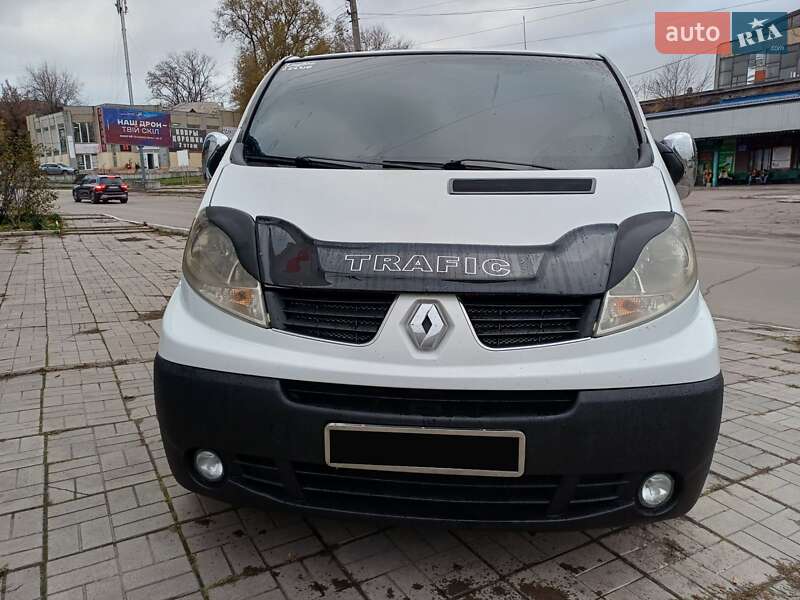 Минивэн Renault Trafic 2008 в Каменском