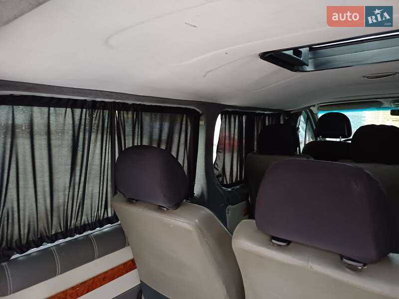 Минивэн Renault Trafic 2008 в Каменском