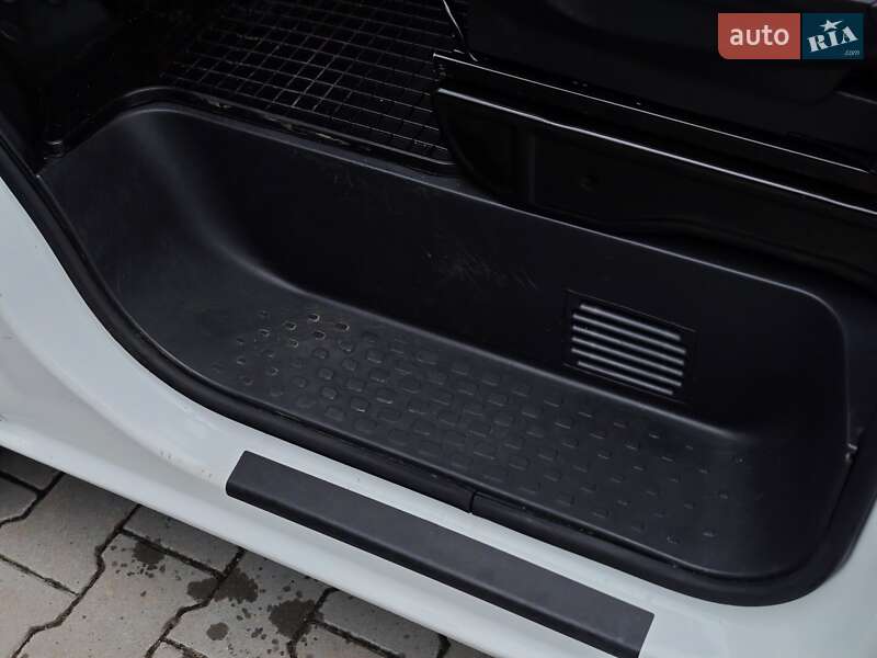 Минивэн Renault Trafic 2021 в Дубно фото 17 Минивэн Renault Trafic 2021 в Дубно