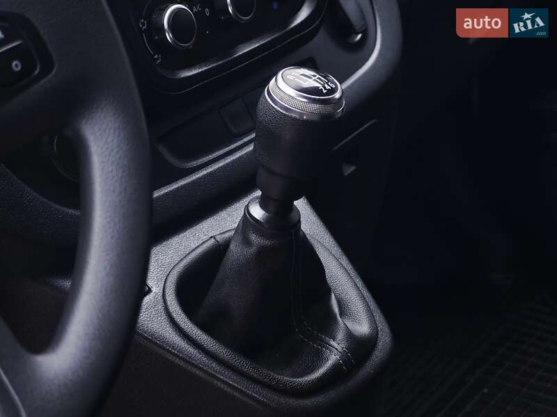 Минивэн Renault Trafic 2021 в Дубно фото 24 Минивэн Renault Trafic 2021 в Дубно