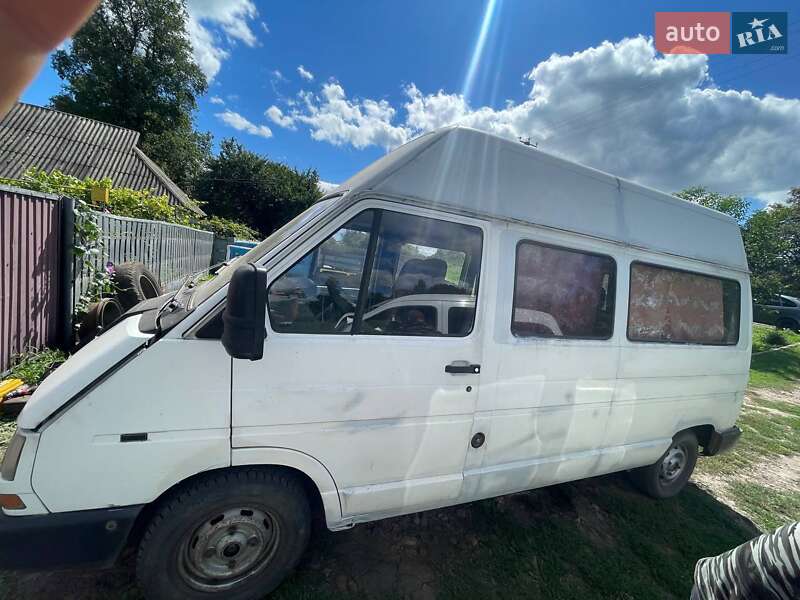 Минивэн Renault Trafic 1998 в Прилуках