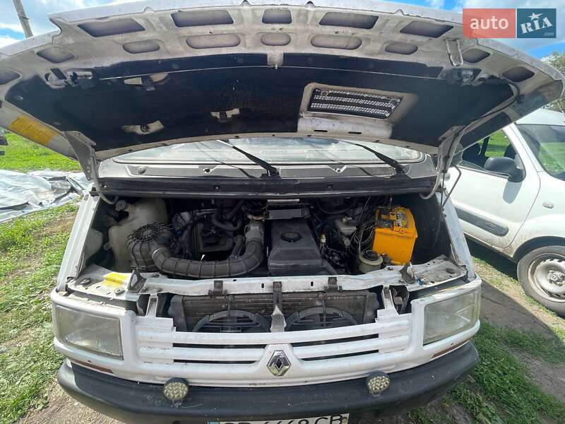 Минивэн Renault Trafic 1998 в Прилуках