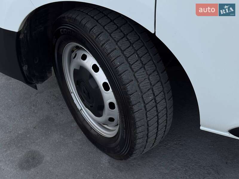 Минивэн Renault Trafic 2022 в Ровно фото 6 Минивэн Renault Trafic 2022 в Ровно