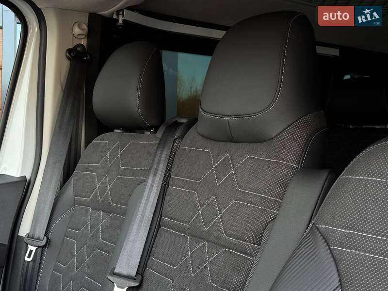 Минивэн Renault Trafic 2022 в Ровно фото 40 Минивэн Renault Trafic 2022 в Ровно