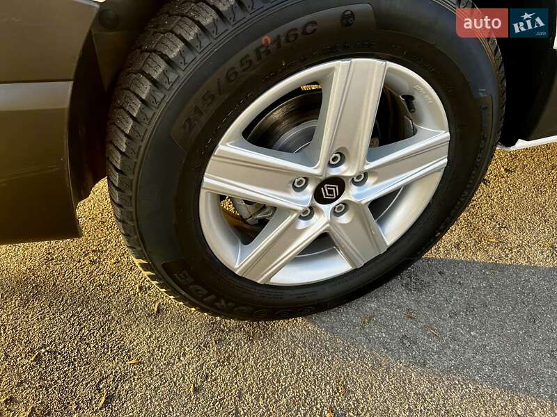 Грузовой фургон Renault Trafic 2024 в Киеве фото 29 Грузовой фургон Renault Trafic 2024 в Киеве