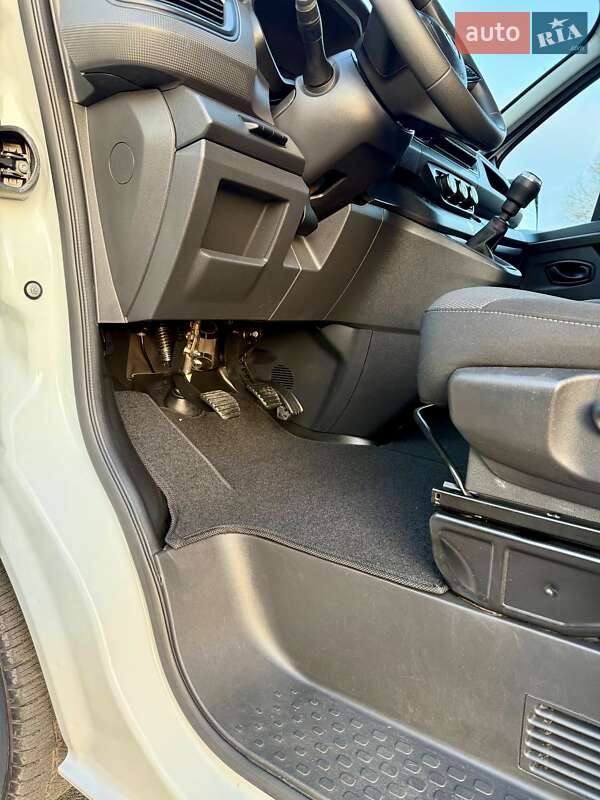 Грузовой фургон Renault Trafic 2024 в Киеве фото 60 Грузовой фургон Renault Trafic 2024 в Киеве