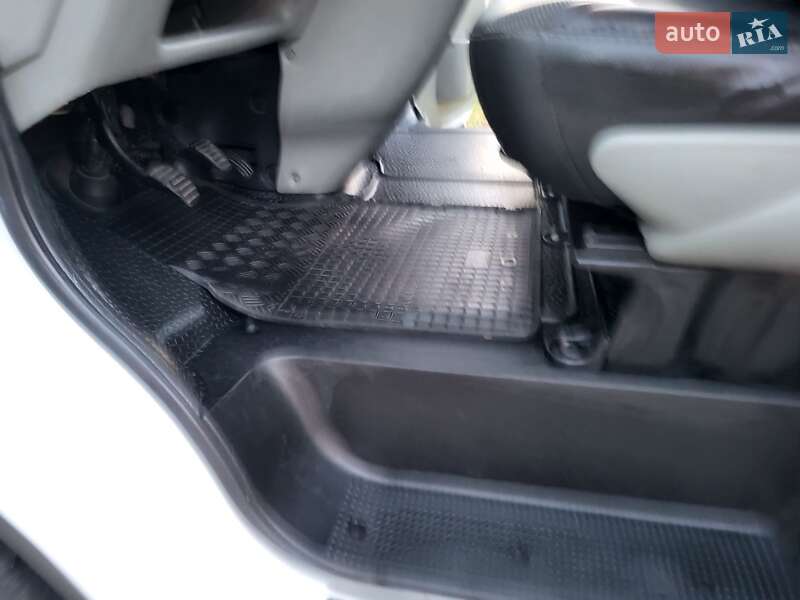 Минивэн Renault Trafic 2007 в Хмельницком фото 54 Минивэн Renault Trafic 2007 в Хмельницком