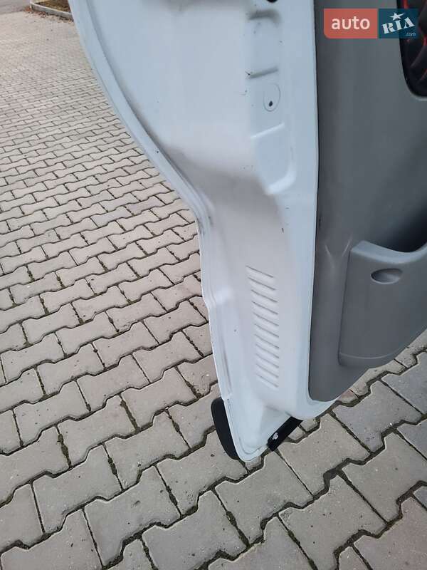 Минивэн Renault Trafic 2007 в Хмельницком фото 61 Минивэн Renault Trafic 2007 в Хмельницком