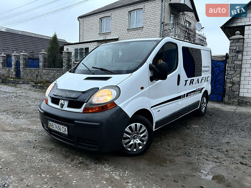 Минивэн Renault Trafic 2005 в Хмельнике фото 2 Минивэн Renault Trafic 2005 в Хмельнике