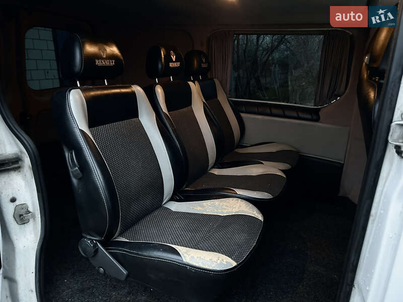 Минивэн Renault Trafic 2005 в Хмельнике фото 19 Минивэн Renault Trafic 2005 в Хмельнике