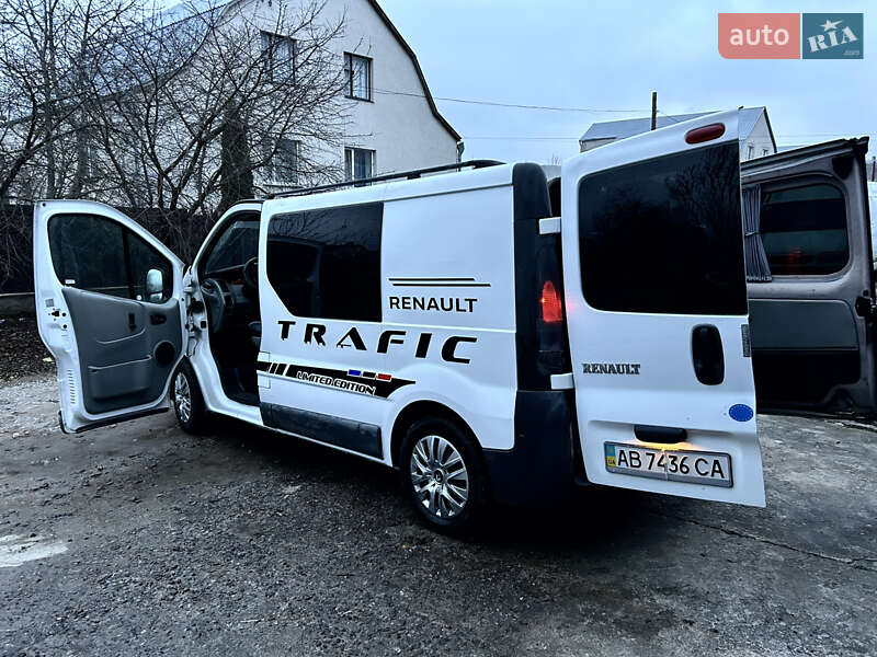 Минивэн Renault Trafic 2005 в Хмельнике фото 25 Минивэн Renault Trafic 2005 в Хмельнике