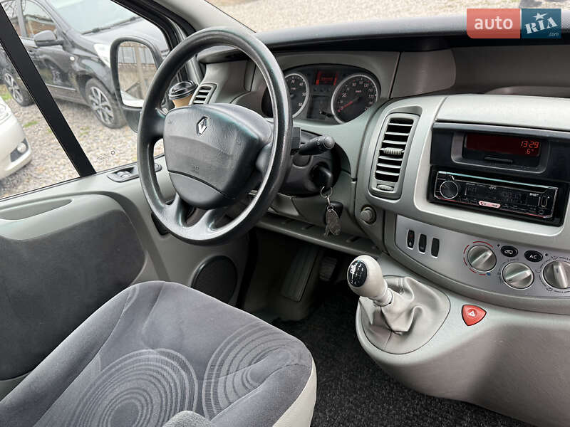 Минивэн Renault Trafic 2007 в Виннице