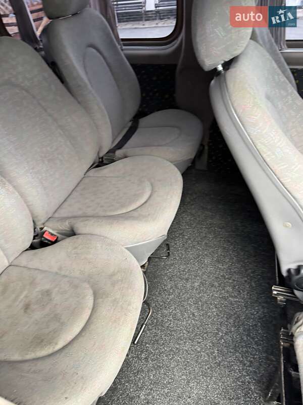 Минивэн Renault Trafic 2007 в Черновцах фото 15 Минивэн Renault Trafic 2007 в Черновцах