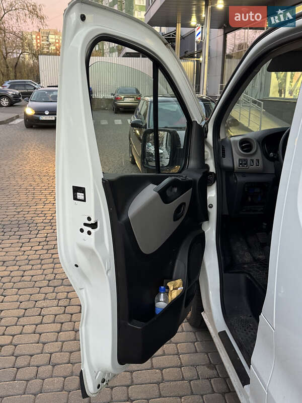 Микроавтобус грузовой (до 3,5т) Renault Trafic 2018 в Львове