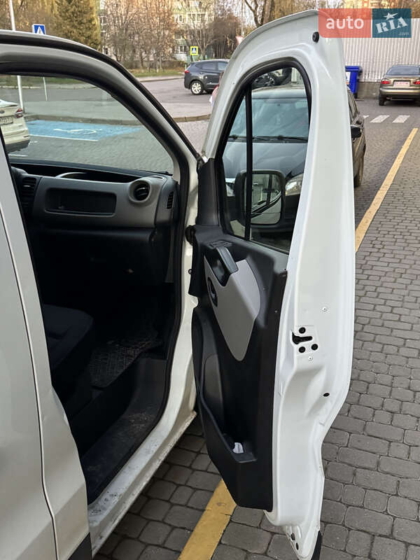 Микроавтобус грузовой (до 3,5т) Renault Trafic 2018 в Львове