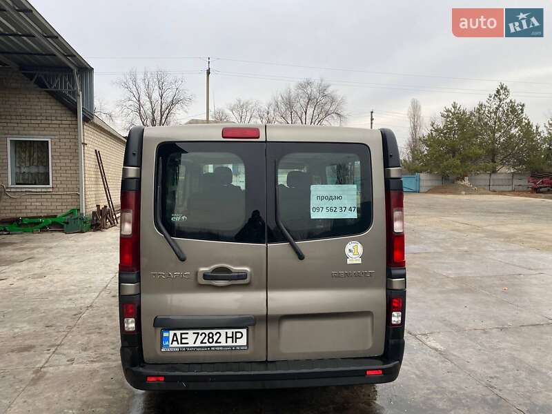 Мінівен Renault Trafic 2015 в Кривому Розі фото 2 Мінівен Renault Trafic 2015 в Кривому Розі