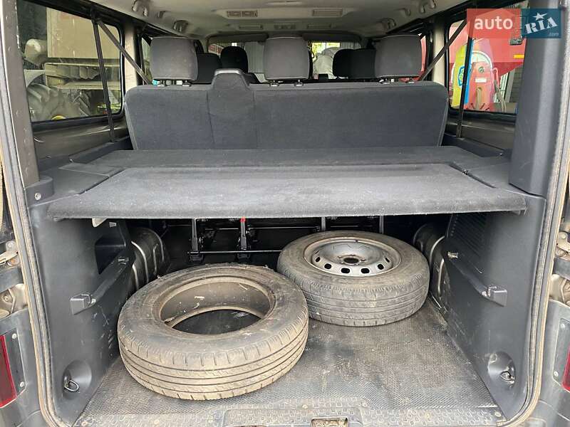 Мінівен Renault Trafic 2015 в Кривому Розі фото 10 Мінівен Renault Trafic 2015 в Кривому Розі