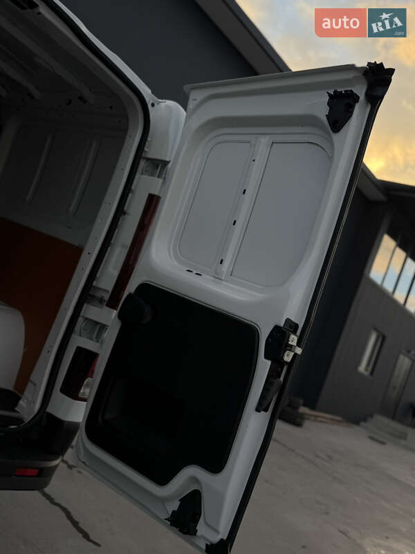 Грузовой фургон Renault Trafic 2020 в Дубно