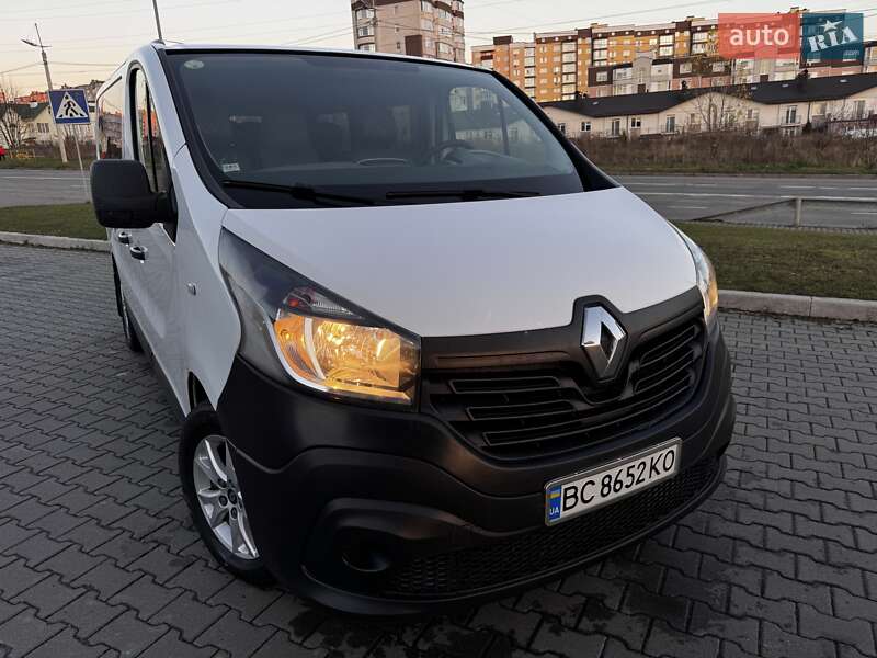 Минивэн Renault Trafic 2016 в Хмельницком