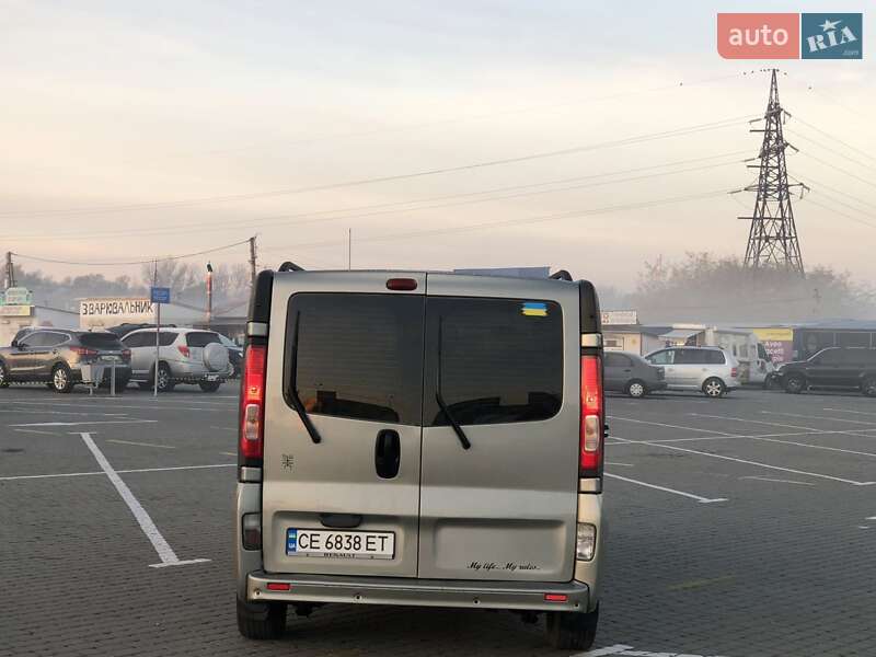 Минивэн Renault Trafic 2011 в Черновцах