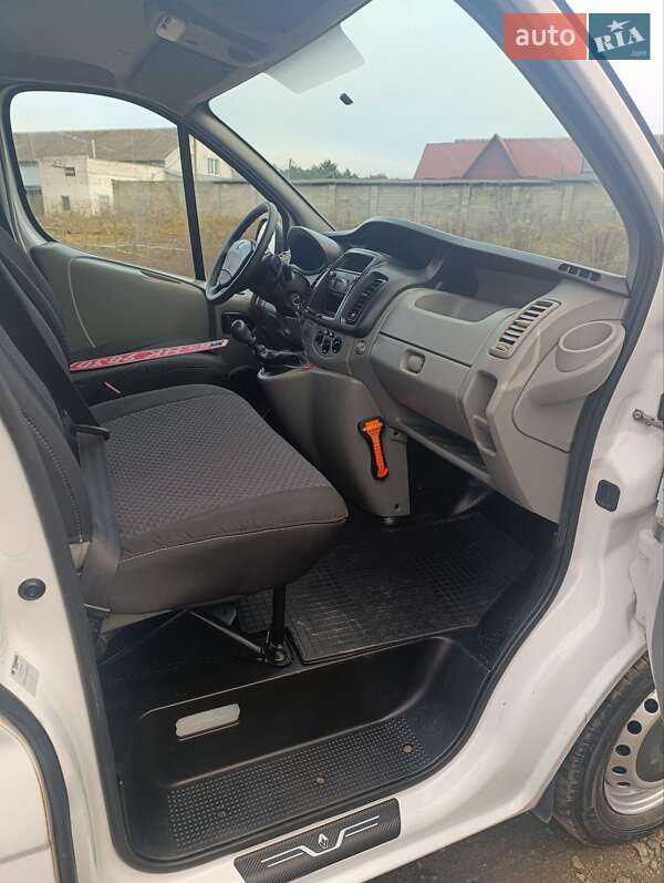 Минивэн Renault Trafic 2013 в Радивилове