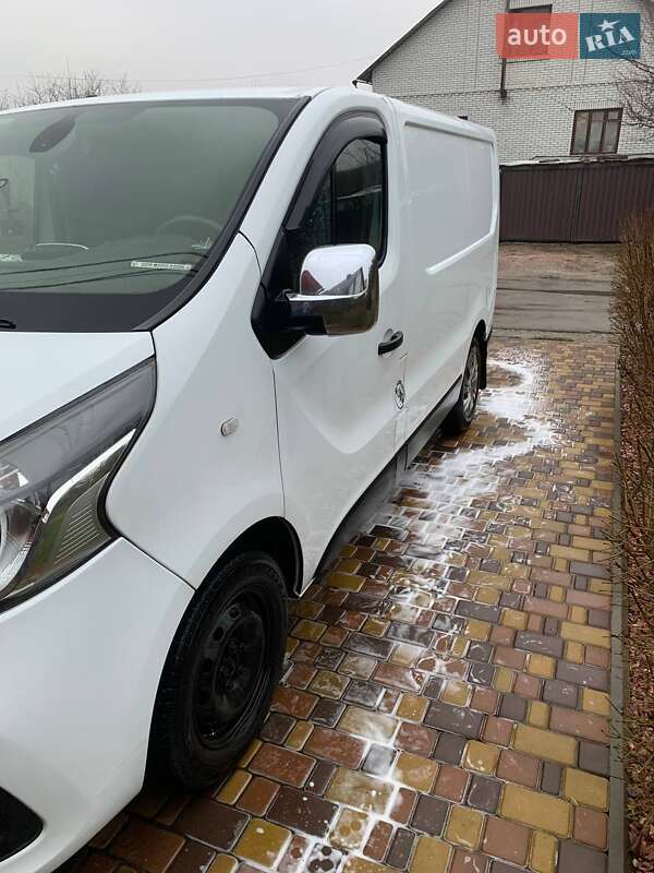 Другие грузовики Renault Trafic 2017 в Гостомеле