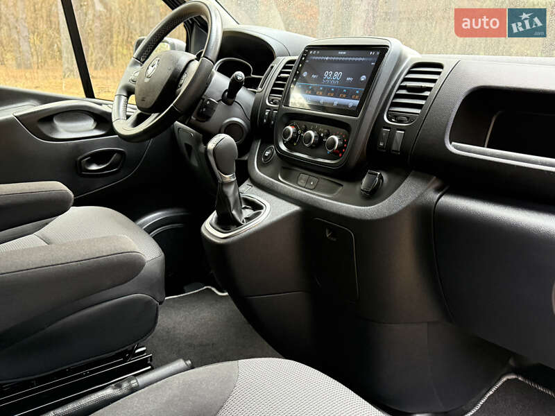 Минивэн Renault Trafic 2020 в Киеве фото 38 Минивэн Renault Trafic 2020 в Киеве