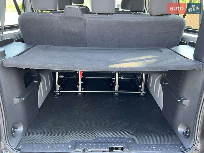 Минивэн Renault Trafic 2016 в Киеве фото 22 Минивэн Renault Trafic 2016 в Киеве