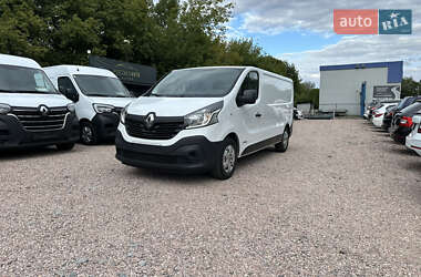 Грузовой фургон Renault Trafic 2016 в Ровно